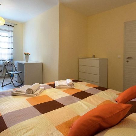 Apartment Valmas พูลา ภายนอก รูปภาพ